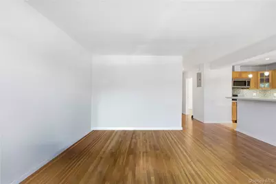 59-17 Kissena Boulevard #2FL, Flushing, NY 11355 - Photo 3