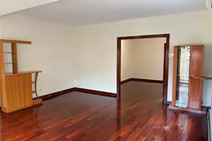 51-15 Bowne St, Flushing, NY 11355 - Photo 13