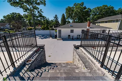 429 Ontario Street, Ronkonkoma, NY 11779 - Photo 25