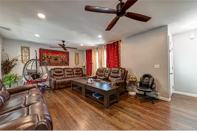 429 Ontario Street, Ronkonkoma, NY 11779 - Photo 5