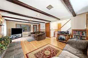 42 Harvard St, Islip, NY 11751 - Photo 17