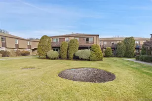 68 New Holland Village, Nanuet, NY 10954 - Photo 11