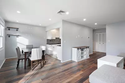 68 New Holland Village, Nanuet, NY 10954 - Photo 5