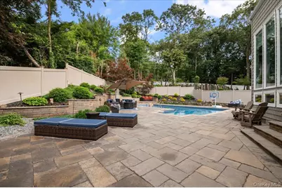 9 Sorgi Court, Plainview, NY 11803 - Photo 45