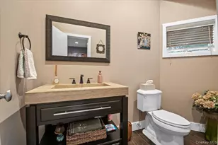 9 Sorgi Ct, Plainview, NY 11803 - Photo 19