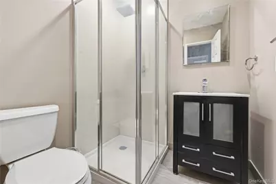 59-17 Kissena Boulevard #3FL, Flushing, NY 11355 - Photo 11