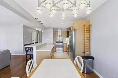 59-17 Kissena Boulevard #3FL, Flushing, NY 11355 - Photo 5