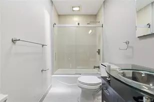 59-17 Kissena Blvd, Flushing, NY 11355 - Photo 9