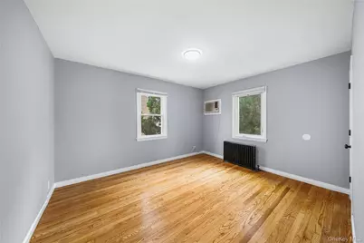 370 Locust Avenue, Uniondale, NY 11553 - Photo 9