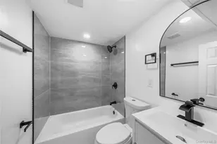 370 Locust Ave, Uniondale, NY 11553 - Photo 23