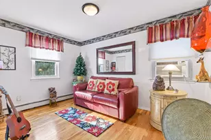 8 Laurel Ln, Levittown, NY 11756 - Photo 19