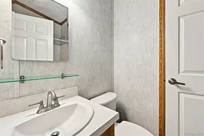 638 Fresh Pond Avenue #320, Calverton, NY 11933 - Photo 17