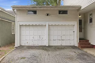 105 N Corona Avenue, Valley Stream, NY 11580 - Photo 43