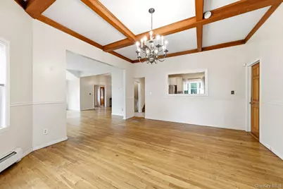 105 N Corona Avenue, Valley Stream, NY 11580 - Photo 15