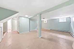 105 N Corona Ave, Valley Stream, NY 11580 - Photo 37