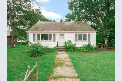 130 Lemon Street, Central Islip, NY 11722 - Photo 1