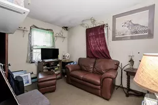 130 Lemon St, Central Islip, NY 11722 - Photo 7