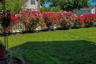 305 S Strong Ave, Copiague, NY 11726 - Photo 17