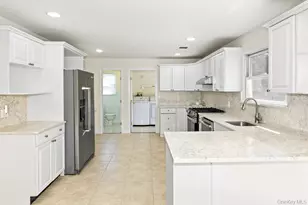 23 Garden Dr, Albertson, NY 11507 - Photo 17