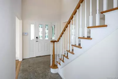 23 Garden Drive, Albertson, NY 11507 - Photo 5