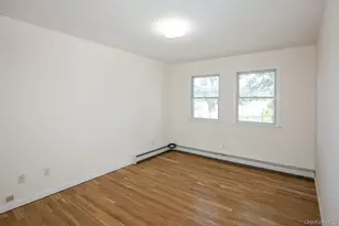 23 Garden Dr, Albertson, NY 11507 - Photo 33