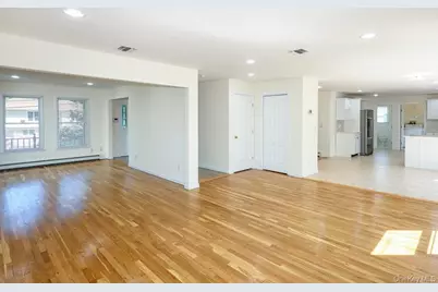 23 Garden Drive, Albertson, NY 11507 - Photo 11