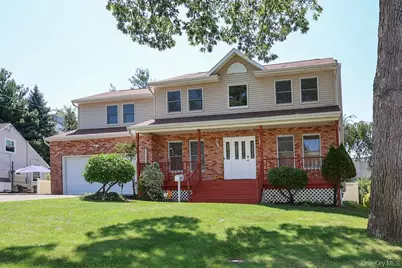 23 Garden Drive, Albertson, NY 11507 - Photo 3