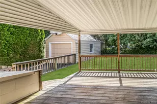 26 Ridge Dr, Manhasset, NY 11030 - Photo 31