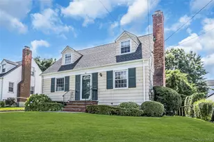 26 Ridge Dr, Manhasset, NY 11030 - Photo 3
