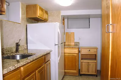 13927 225th Street, Springfield Gardens, NY 11413 - Photo 17