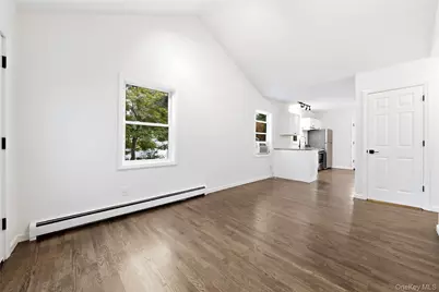 34 Whitestone Road, Sound Beach, NY 11789 - Photo 5