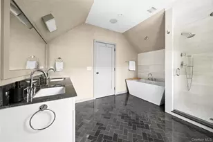 67 Buell Ln Ext, East Hampton, NY 11963 - Photo 11