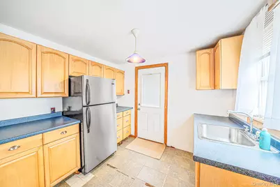 21 Cherokee Drive, Bay Shore, NY 11706 - Photo 21