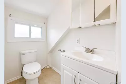 3173 Roxbury Lane, Levittown, NY 11756 - Photo 27