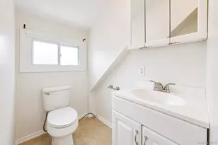 3173 Roxbury Ln, Levittown, NY 11756 - Photo 27