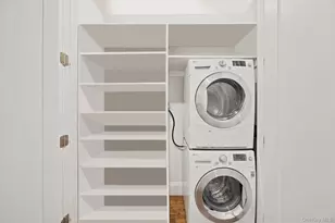 24-65 38th St, Astoria, NY 11103 - Photo 17