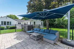 235 Azalea Rd, Mattituck, NY 11952 - Photo 27
