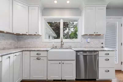 235 Azalea Road, Mattituck, NY 11952 - Photo 5