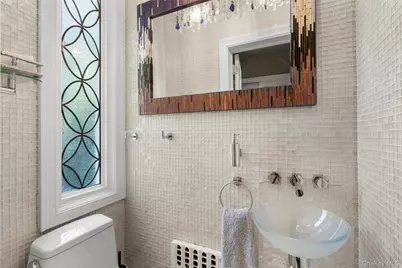 132 Overlook Road, New Rochelle, NY 10804 - Photo 7