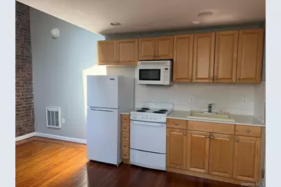 94 4th Ave #314, Bay Shore, NY 11706 - Photo 13