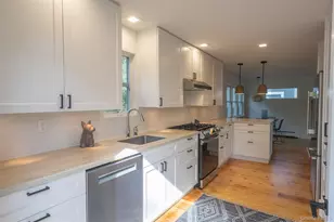 216 Monsell Pl, Greenport, NY 11944 - Photo 9
