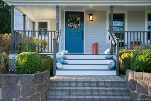 216 Monsell Pl, Greenport, NY 11944 - Photo 3