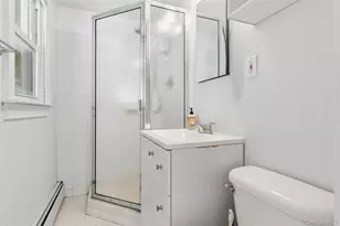 162 Stuyvesant Rd, Oakdale, NY 11769 - Photo 17