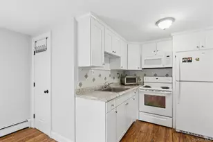 162 Stuyvesant Rd, Oakdale, NY 11769 - Photo 13