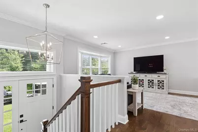162 Stuyvesant Road, Oakdale, NY 11769 - Photo 7