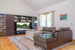 435 Sound Rd, Greenport, NY 11944 - Photo 3