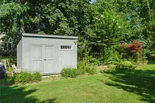 435 Sound Rd, Greenport, NY 11944 - Photo 17