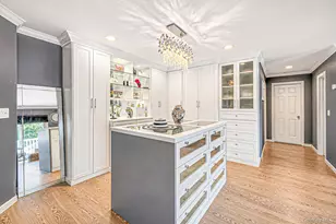 11 Elm St, Ronkonkoma, NY 11779 - Photo 17
