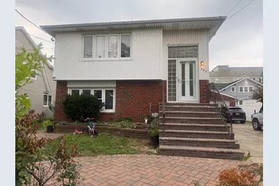 306 Hamilton Avenue #2nd Floor, Hewlett, NY 11557 - Photo 1
