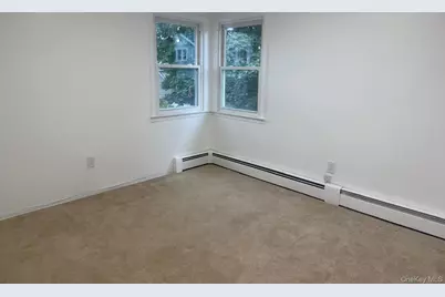 306 Hamilton Avenue #2nd Floor, Hewlett, NY 11557 - Photo 11